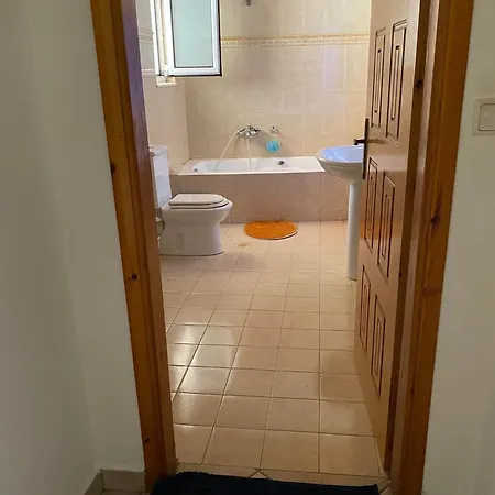 Evgoro بيت للعطل *