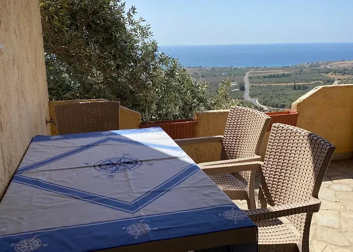 Evgoro Holiday home *